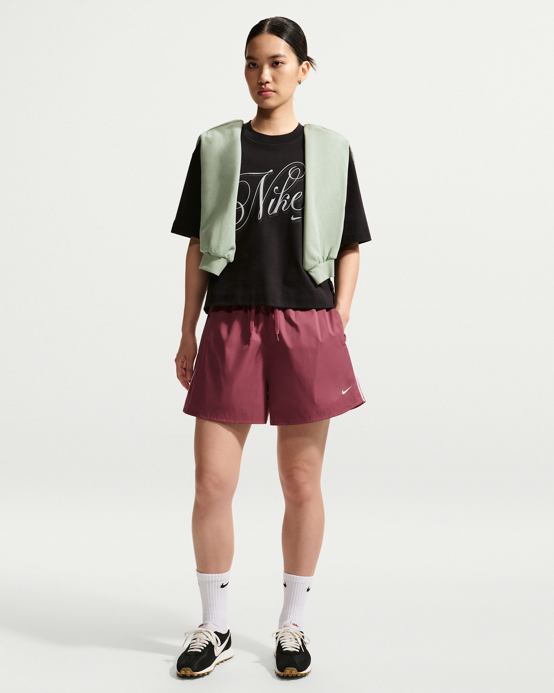 Nike Sportswear Women's Loose Mid-Rise Shorts. Nike ID